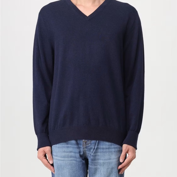 Ballantyne Other - Ballantyne Men's Deep Blue V-Neck Sweater, size 46 or XL , 100% pure cashmere